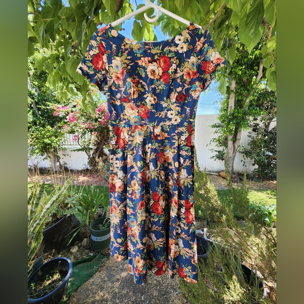 Vintage style dress, Size S, Roosey